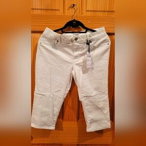 D Jeans Chic White Denim Capris